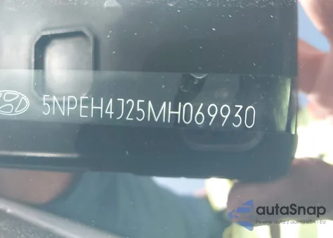 2021 Hyundai Sonata Limited z USA, uszkodzony, nr VIN 5NPEH4J25MH069930